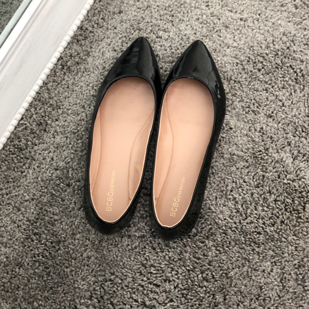 BCBG Black Patent Flats size 10 EUC
